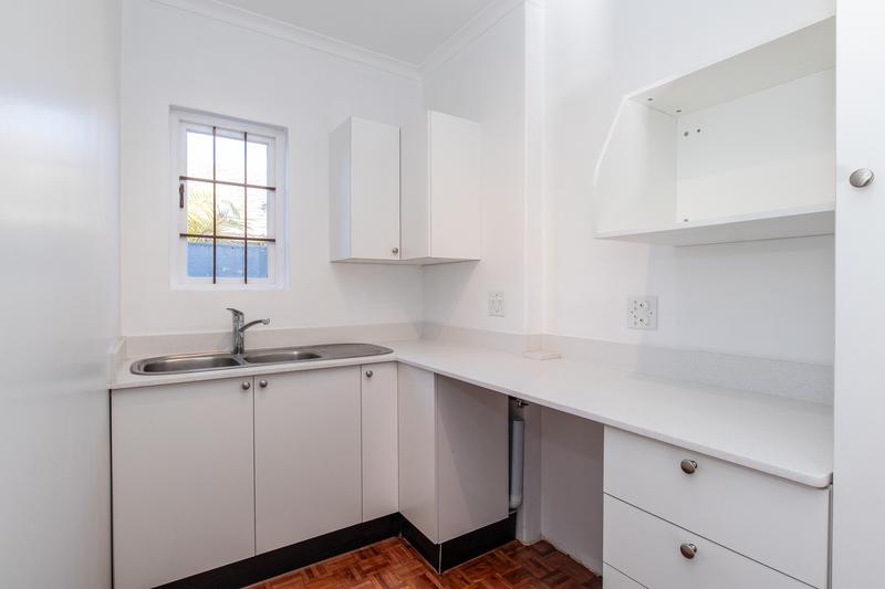 To Let 1 Bedroom Property for Rent in Bergvliet Western Cape